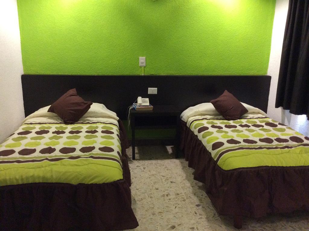 Hotel Y Restaurante Ritz De Tabasco วิลลาเฮอโมซา ห้อง รูปภาพ